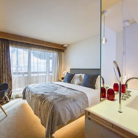 Hotel W