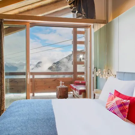 Hotel W 5*