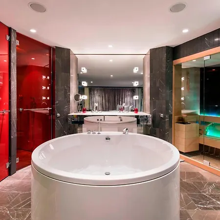Hotel W 5*