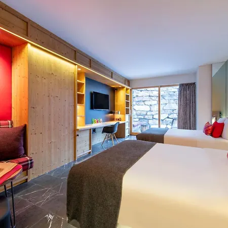 Hotel W 5*