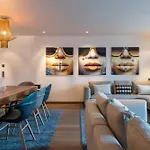 Hotel W